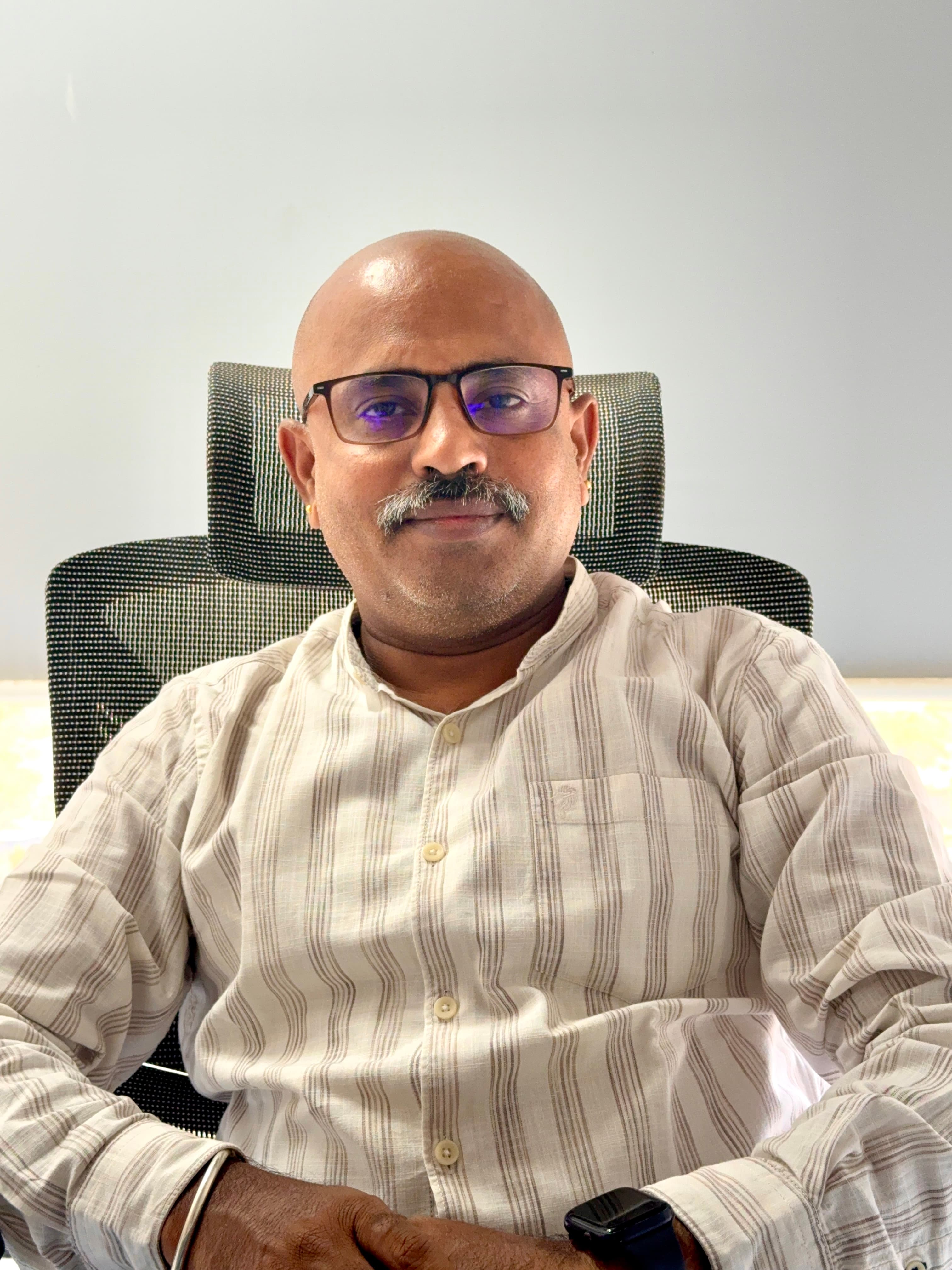 Portrait of Manoj Deshmukh